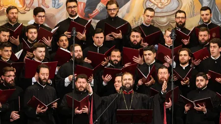 Ascultă aici Top 10 colinde pe care nu le ştiai, sunt absolut dumnezeieşti! Corul Patriarhiei îţi va face pielea de găină! O să uiţi total de Hruşcă şi Fuego! Să aveţi un Crăciun Fericit!