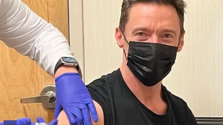 Hugh Jackman s-a infectat cu Covid. Actorul e vaccinat deja cu cele trei doze