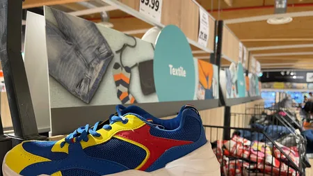 Cel mai îndrăzneţ produs de la Lidl! Lenjerie intimă pentru doamnele care vor de Revelion să poarte roşu ca să le aducă noroc! Cât te costă să ai un 2022 plin de noroc