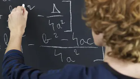 Problema de matematică ce a reușit să împartă internetul în două. Contabilul care cheltuie 500 de euro și trebuie să dea bani în plus!