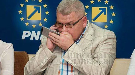 Răsturnare de situație în cazul scandalului în care e implicat Florin Roman. Rectorul de la Babeș-Bolyai a făcut anunțul: Nu este licențiat la noi. Ministrul și-a falsificat CV-ul!