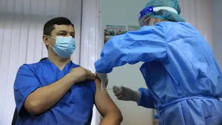 Bilanț vaccinare 24 decembrie 2021. Record negativ de persoane vaccinate în Ajunul Crăciunului! Doar 2.861 de români au făcut azi prima doză