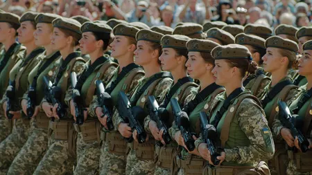 Ucraina cheamă femeile la război, împotriva Rusiei. Ordinul prin care s-a decretat mobilizarea generală
