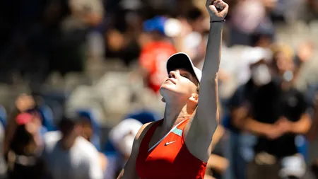 Simona Halep, victorie la Australian Open. A spulberat-o pe Danka Kovinici în două seturi fulger. Cu cine va juca în optimi VIDEO