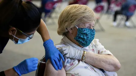 Bilanţ vaccinare 13 februarie 2022. Scădere vertiginoasă a numărului de persoane vaccinate în ultimele 24 de ore. Sub 700 de români şi-au administrat prima doză
