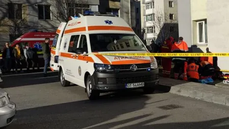 O tânără de 30 de ani din Popești-Leordeni s-a aruncat de la etajul 8 al unui bloc. A murit pe loc