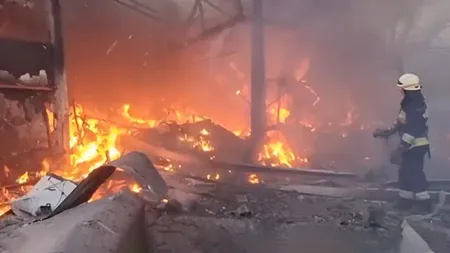 Sirenele de război s-au auzit sâmbătă în toată Ucraina. Rachetele ruseşti o lovit o şcoală