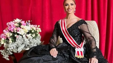 FOTO Anamaria Prodan, apariţie spectaculoasă la un bal din Dubai. Poartă o rochie de prinţesă: 