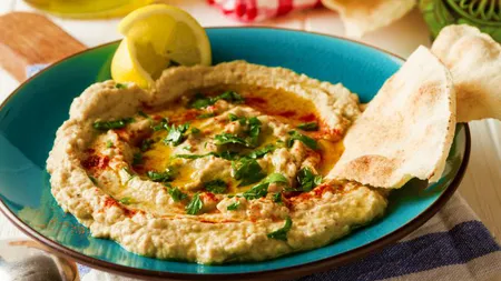 Cum să pregătești cea mai gustoasă baba ganoush! Ingredientul secret din salata de vinete grăbească