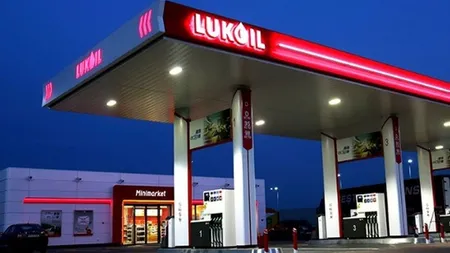 E oficial! Breaking news! Lukoil a majorat prețurile la carburanți! Cea mai ieftină benzinărie din România are acum prețuri identice cu OMV Petrom! Cât costă litrul