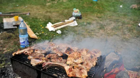 Meniu grătar pentru 1 Mai. Ce să pui pe masă la petrecerea cu prietenii