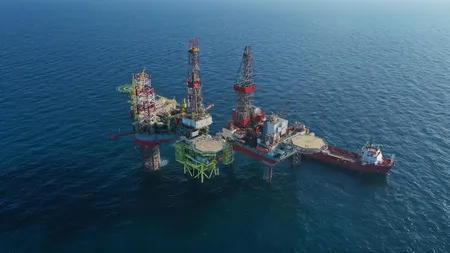 Lovitură pentru România. Gazele din Marea Neagră ar putea fi blocate în instanţă din cauza legii offshore