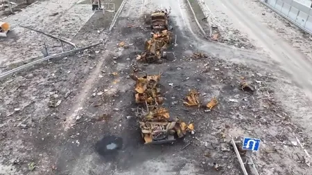 VIDEO Coloană de vehicule rusești distrusă de armata Ucrainei la vest de Kiev