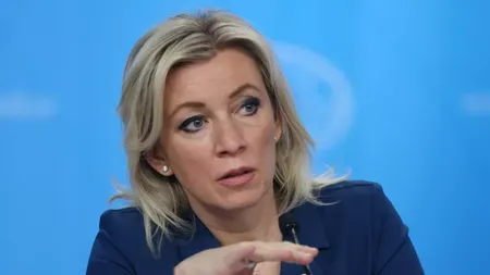 Purtătoarea de cuvânt a MAE rus Maria Zakharova a venit la conferinţa de presă aparent beată şi a declarat că motivul războiului din Ucraina este borşul: 