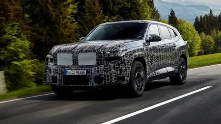 Cum va arăta BMW XM, primul model hibrid din divizia de performanță. Prinde 100 km/h în 3,5 secunde VIDEO