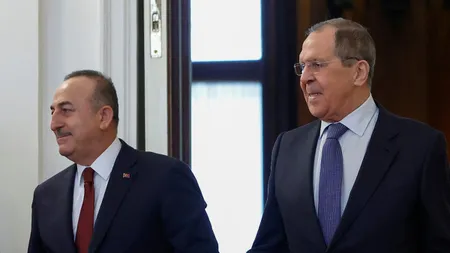 Serghei Lavrov merge în Turcia pentru a superviza crearea de culoare securizate pentru transportul cerealelor din Ucraina