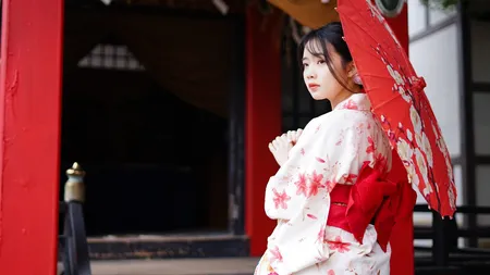 Totul despre kimono! Ce este și când se poartă acesta