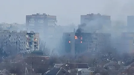 Încă 200 de cadavre găsite sub dărâmături, la Mariupol. Situaţia e revoltătoare, oamenii îşi pot îngropa morţii numai dacă spun că au fost ucişi de ucraineni