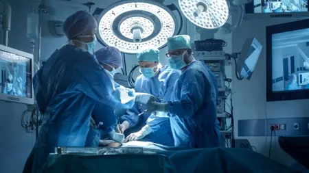 Institutul Clinic Fundeni: Starea fetiţei cu transplant hepatic este critică
