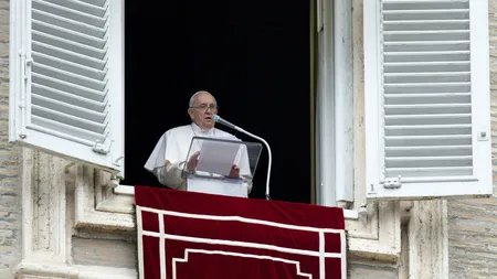 Papa Francisc spune că apariţia războiului în Europa nu e întâmplătoare. 