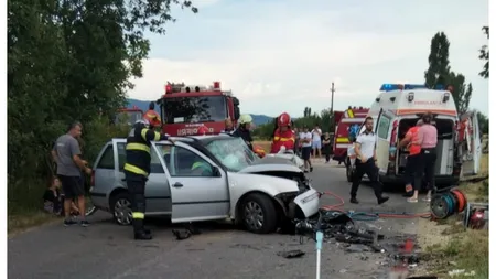 Accident cu opt persoane în Hunedoara. Printre victime sunt şi copii. A fost activat Planul Roşu de intervenţie
