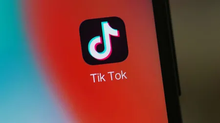 Şocul serii. Cunoscut influencer a fost găsit mort în parcarea de la mall. Avea 19 ani! Ce a postat înainte pe TikTok