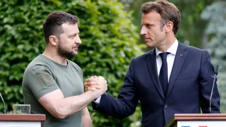 Macron îl sfătuieşte pe Zelenski să nu escaladeze războiul cu Rusia: 