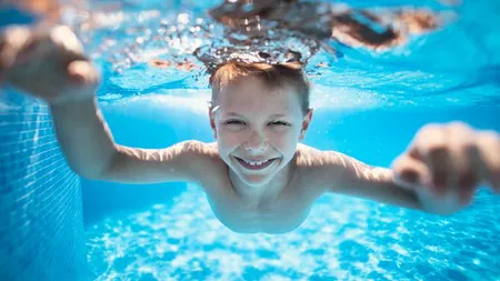 Dr. Craiu: Dați copiii la lecții de înot. Chiar dacă nu vor avea performanţele lui David Popovici ar putea salva alt copil dintr-o situație periculoasă
