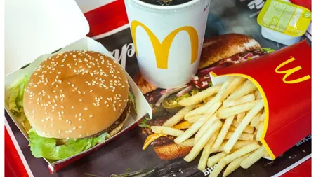 McDonald's scumpeşte cheeseburger-ul. Se întâmplă pentru prima oară în 14 ani: 