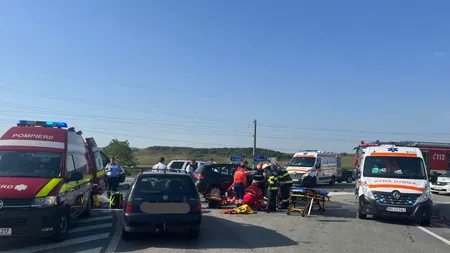 Accident cu multe victime în Bistriţa. O femeie a murit, alte şase au ajuns la spital