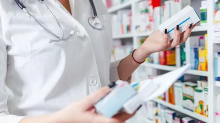 Ce a păţit o femeie la farmacie când a vrut să îşi cumpere medicamentele. Este strigător la cer: 