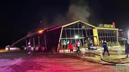 Cel puţin 13 morţi şi 40 de răniţi în urma unui incendiu într-un club de noapte din Thailanda VIDEO