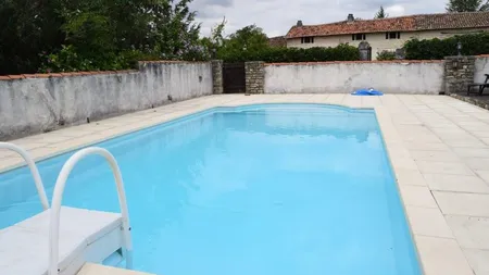 Doi bărbați au murit electrocutați într-o piscină, în Brașov