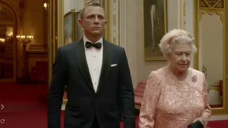 Daniel Craig, actorul care l-a interpretat pe James Bond, omagiu după moartea Reginei Elisabeta a II-a: 