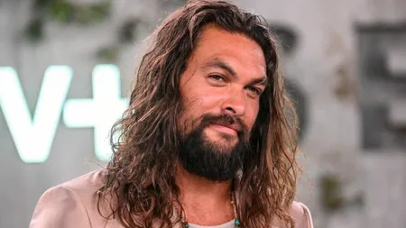 Jason Momoa şi-a schimbat look-ul. Cum arată acum unul dintre cei mai râvniţi bărbaţi din lume după ce s-a tuns