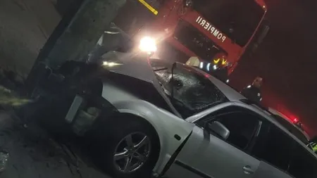 Accident cu şase victime în Cluj. Au intervenit o autospecială de descarcerare, două echipaje SMURD şi două echipaje SAJ