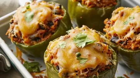 Ardei umpluți în stil lasagna: fără carne și fără orez. O rețetă pe care trebuie să o încercați