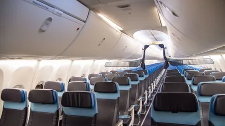 STUDIU. Care este cel mai murdar loc din avion. Foarte rar este curățat și nu este toaleta