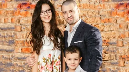 Fratele Cleopatrei Stratan a devenit un adolescent în toată regula. Îi seamănă leit surorii. Care este relația dintre cei doi