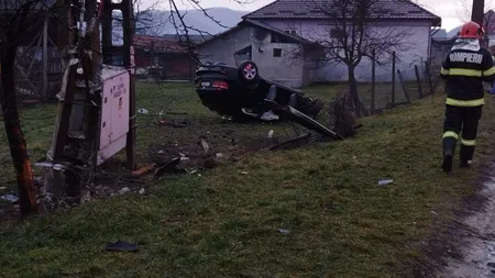 Mamă şi fiul ei de 7 ani, spulberaţi de un BMW pe marginea unui drum din Cluj. Copilul este în comă