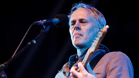 Tom Verlaine, o figură emblematică a scenei punk-rock, a murit la vârsta de 73 de ani