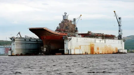 Singurul portavion rusesc este într-o stare de degradare atât de avansată încât nu se poate deplasa singur