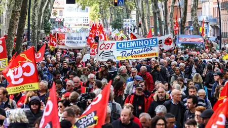 Grevă naţională în Franţa împotriva proiectului de reformă a pensiilor propus de guvern. Avertismentul specialiştilor: 