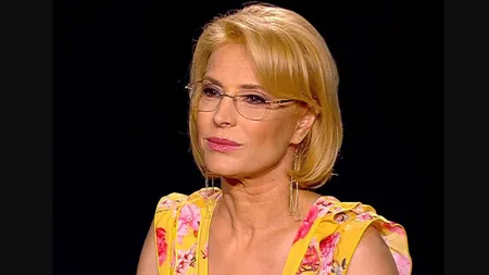 Drama trăită de Monica Davidescu. Mama i-a murit la trei ani, iar tatăl înainte de a urca pe scenă: 