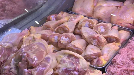 Carne de pui cu salmonella descoperită în România. Produsul a fost retras de la vânzare