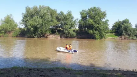 Tânără de 18 ani, găsită fără viaţă în apele Timişului