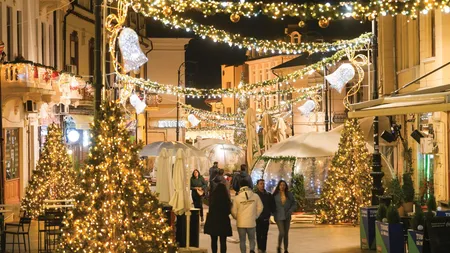La Craiova, Crăiasa Zăpezii dă startul magiei de sărbători Târgul de Crăciun de la Craiova îşi deschide porţile vineri, 17 noiembrie 2023