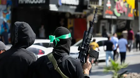 Hamas a decis eliberarea mai multor ostatici. Netanyahu așteaptă alături de armată îndeplinirea condițiilor armistițiului VIDEO