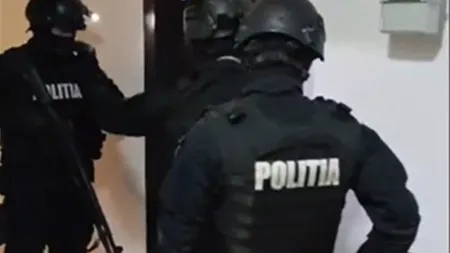 VIDEO Poliţia şi DIICOT efectuează 199 de percheziţii şi audiază 210 persoane dintr-o reţea de trafic de droguri şi de migranţi şi exploatare a persoanelor vulnerabile