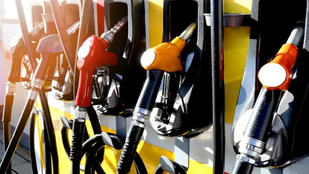Preţ carburanţi 15 decembrie. Benzina şi motorina se ieftinesc din nou în prag de weekend